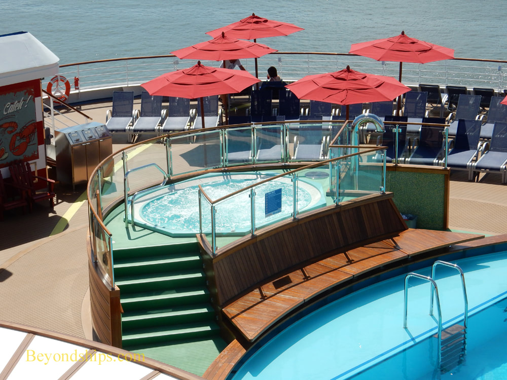 Tides pool area, Carnival Horizon, cruise ship
