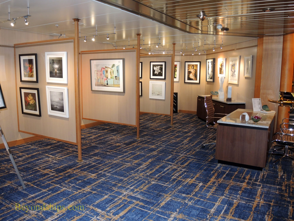 Cruise ship Rotterdam art gallery
