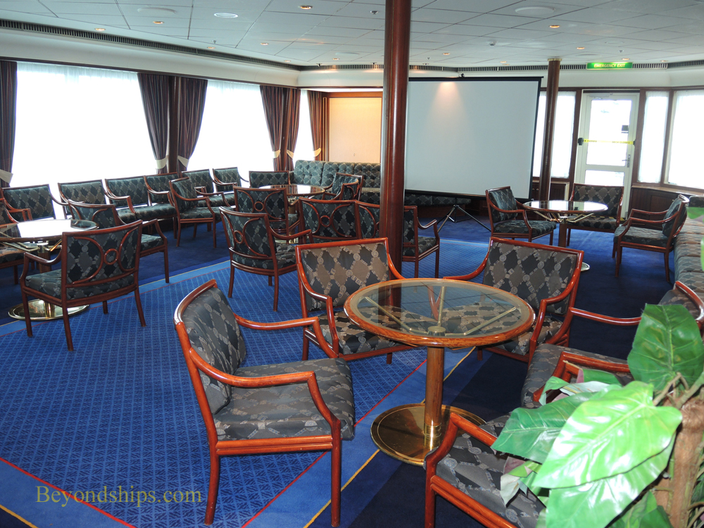 Oriana cruise ship, Medina room