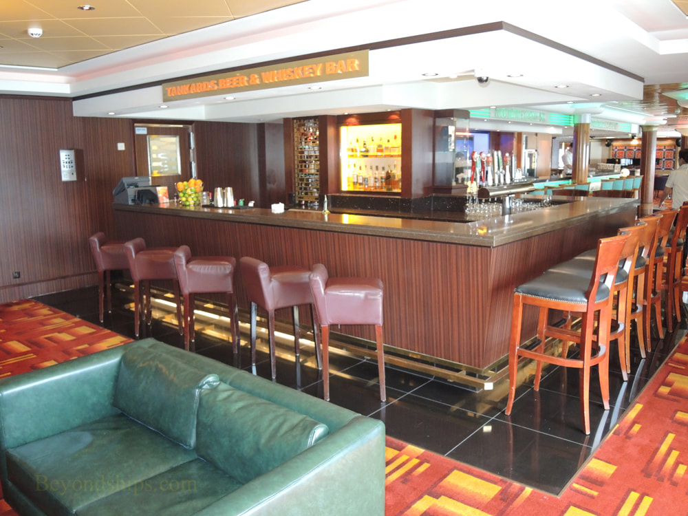 Cruise ship Norwegian Jade, bars and lounges Tankards