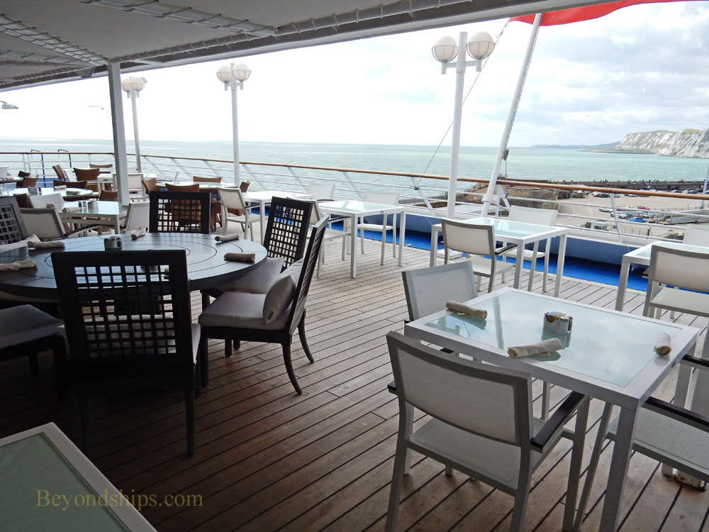 Pacific Princess cruise ship dining