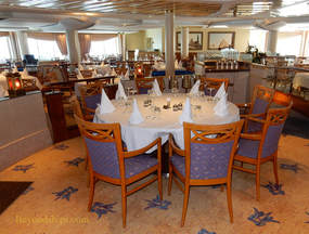 Cruise ship Aurora complimentary dining venues