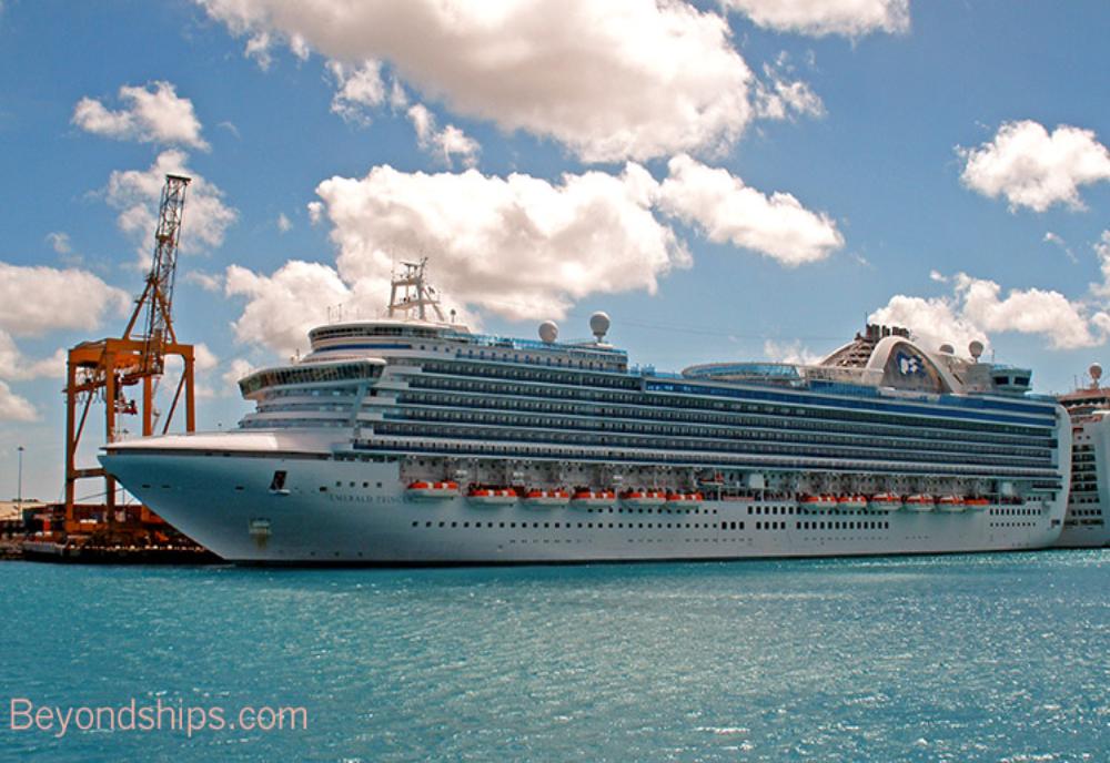Emerald Princess cruise ship