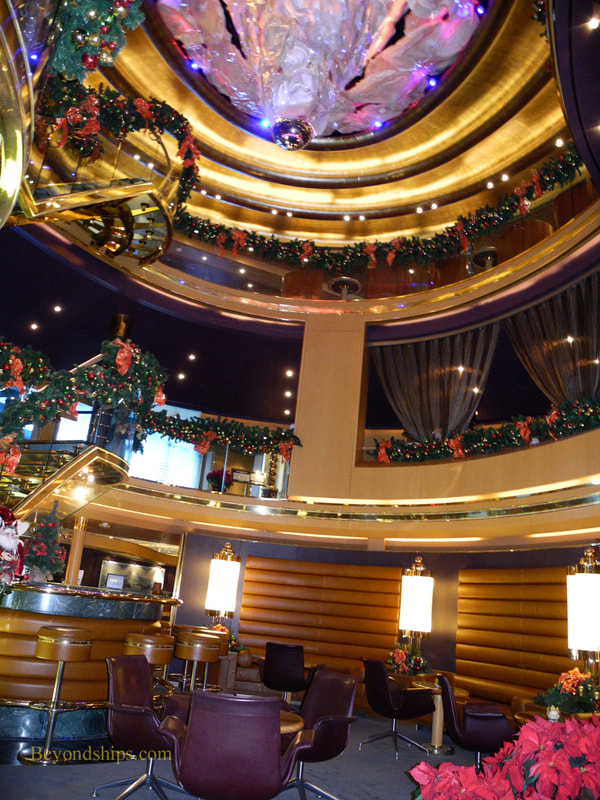 Atrium, Carnival Vista cruise ship