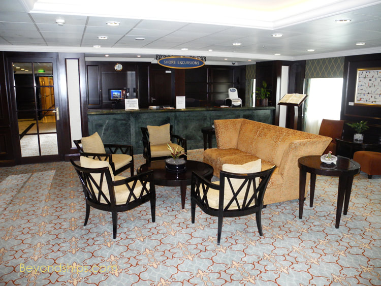 Shore Excursions Desk, cruise ship Carnival Sunshine