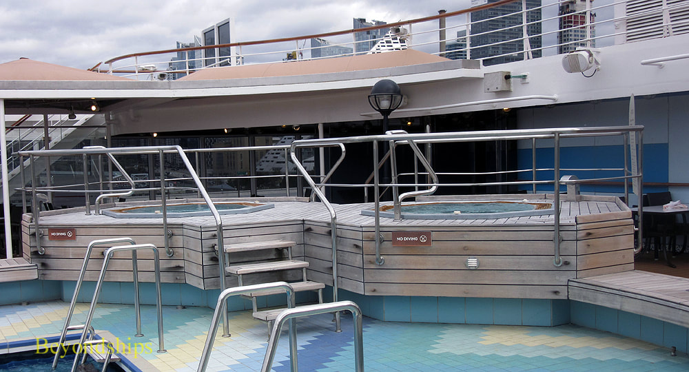 Cruise ship Zuiderdam pool areas