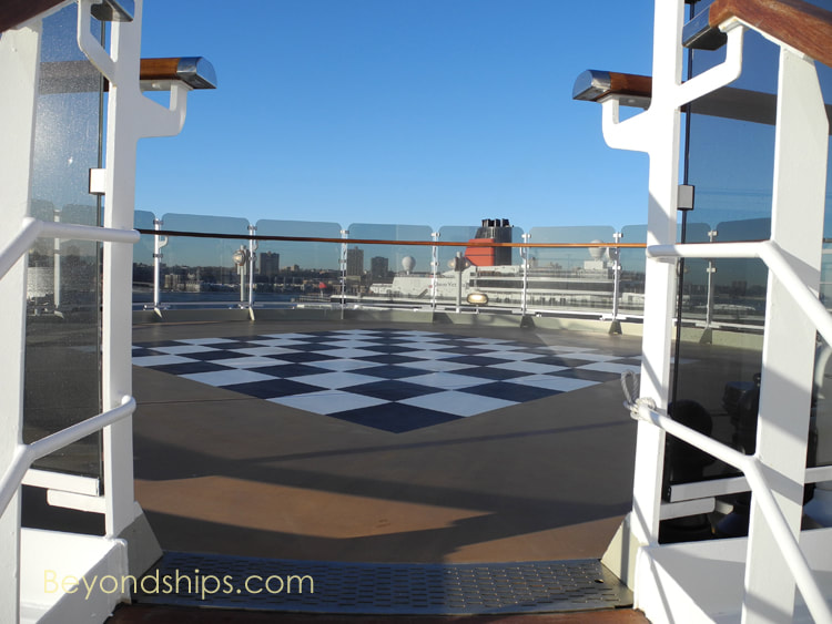 Cruise ship Queen Elizabeth chess board