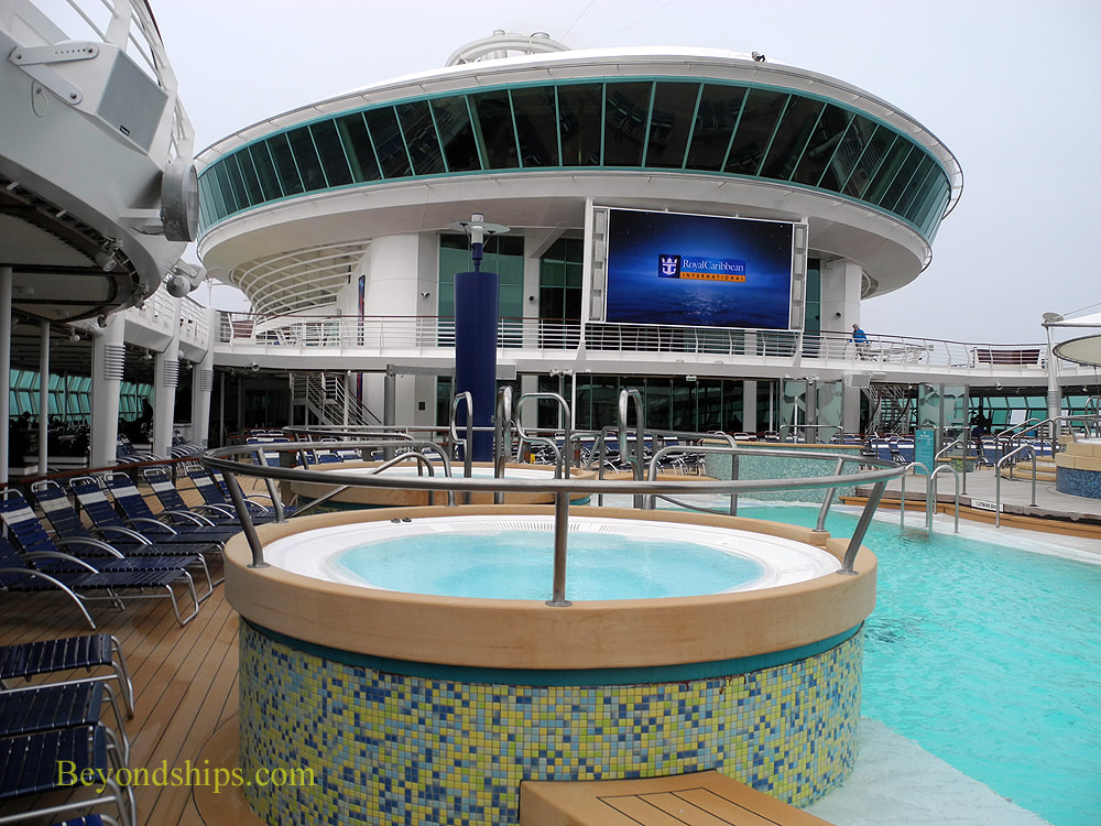 Cruise ship Adventure of the Seas pools
