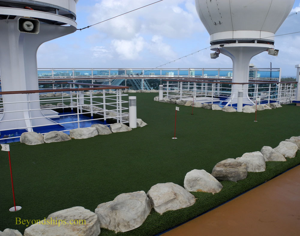 Cruise ship Regal Princess, sports facilities