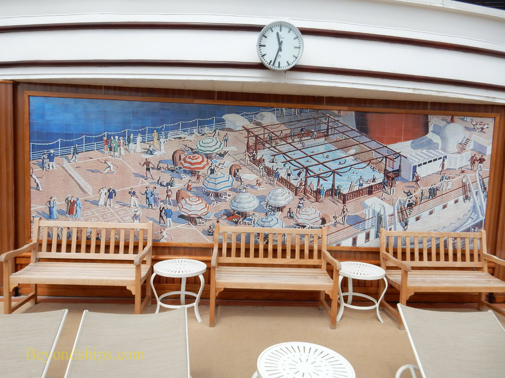 Cruise ship Queen Elizabeth mural
