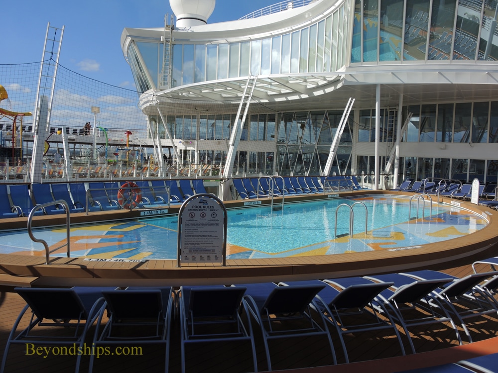 Harmony of the Seas, pool deck