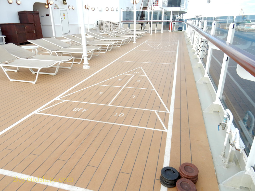 Cruise ship Queen Elizabeth shuffleboard