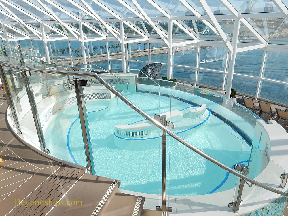 Solarium pool, Symphony of the Seas