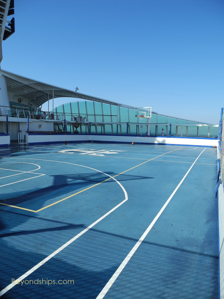 Cruise ship Oriana, sports court