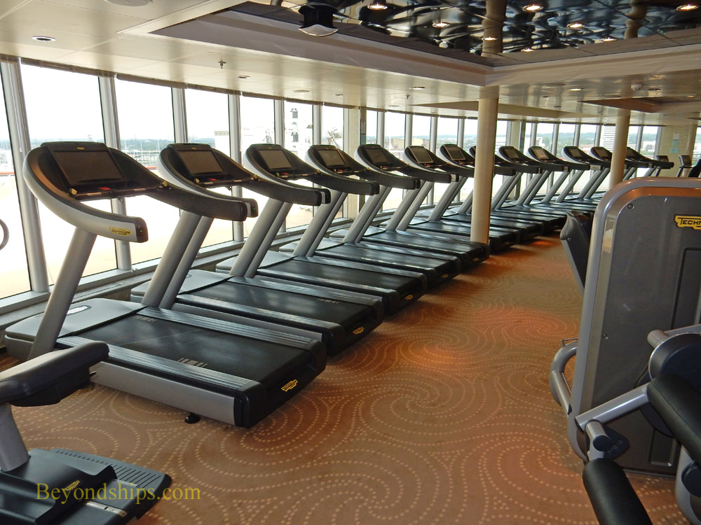 Cruise ship Queen Elizabeth fitness center