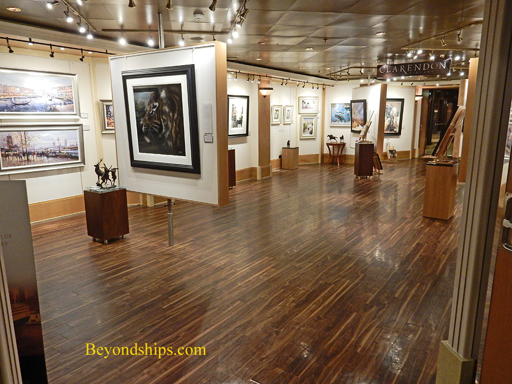 Art gallery, cruise ship Queen Elizabeth