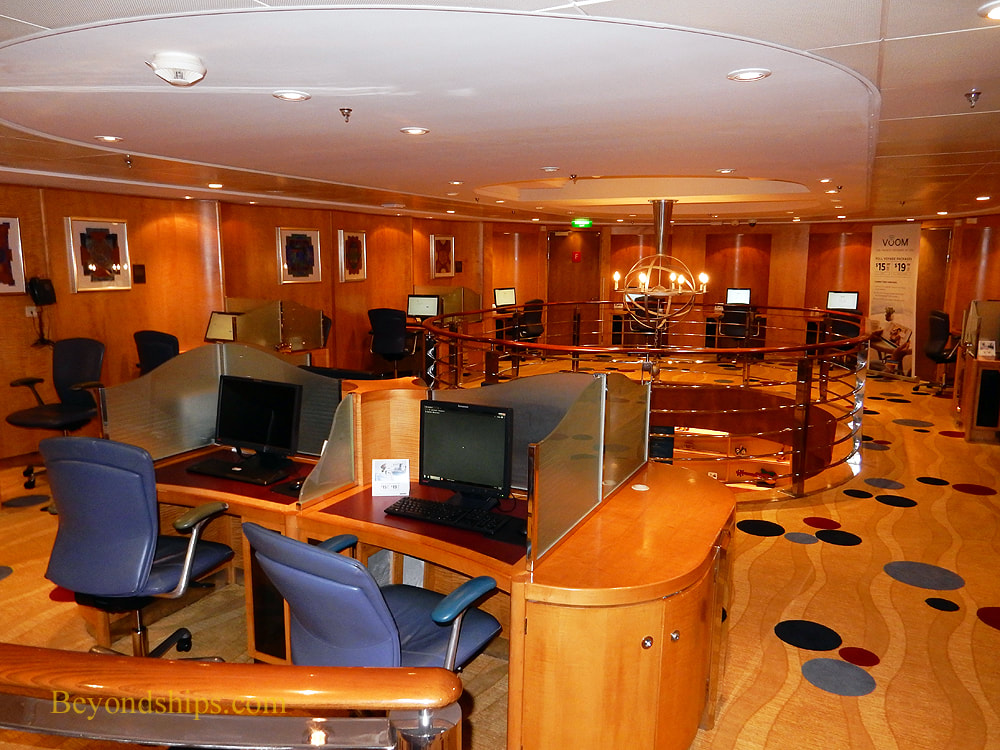 Adventure of the Seas, internet cafe