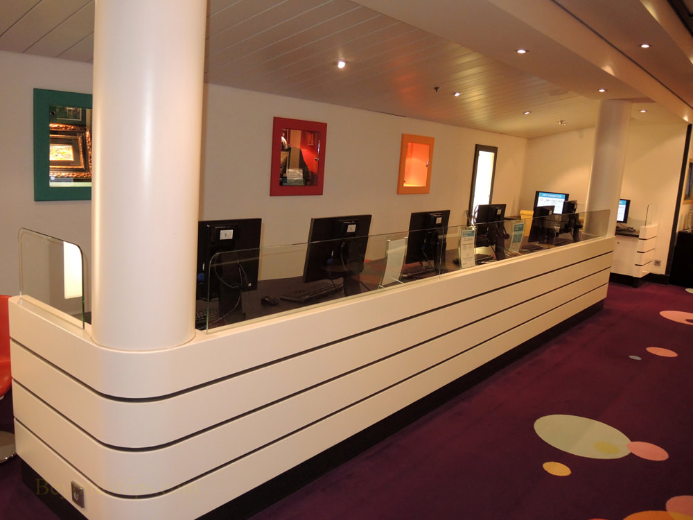 Cruise ship Norwegian Jade, Internet Cafe