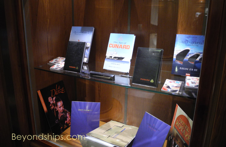 Book shop, cruise ship Queen Elizabeth