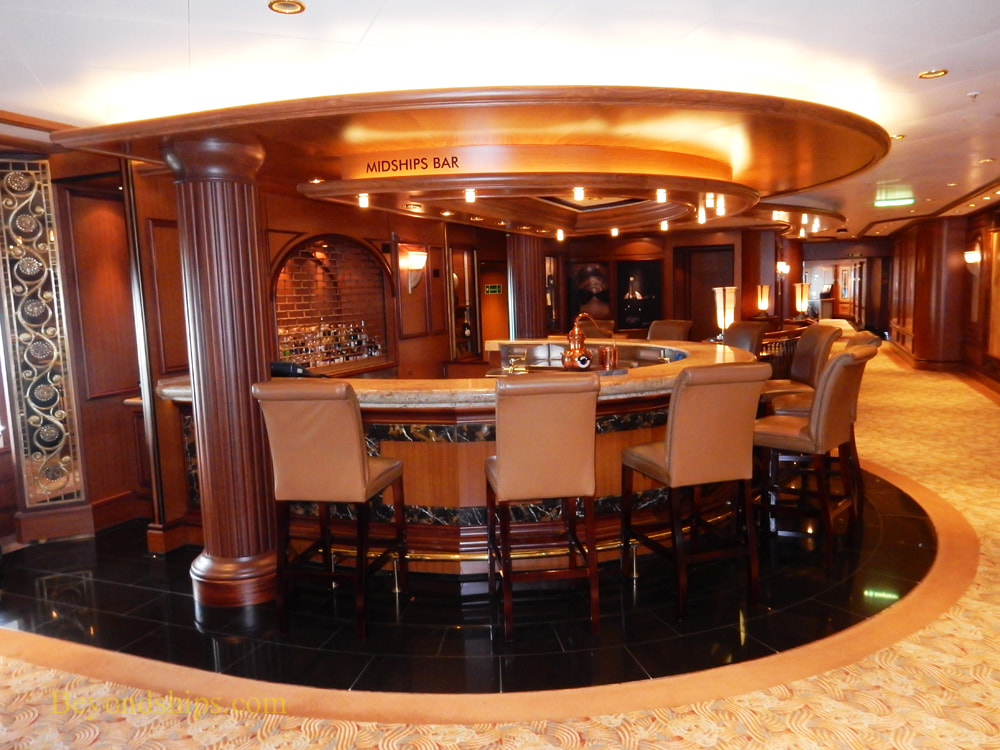 Cruise ship Queen Elizabeth, Midships Bar