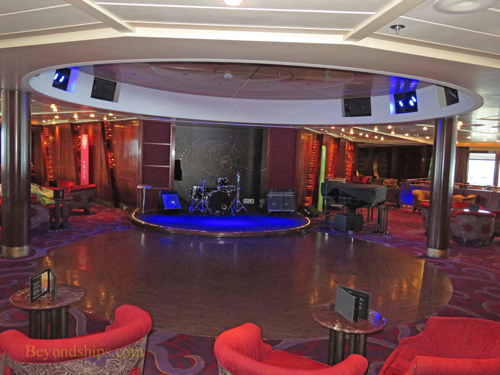 Cruise ship Celebrity Summit bars and lounges
