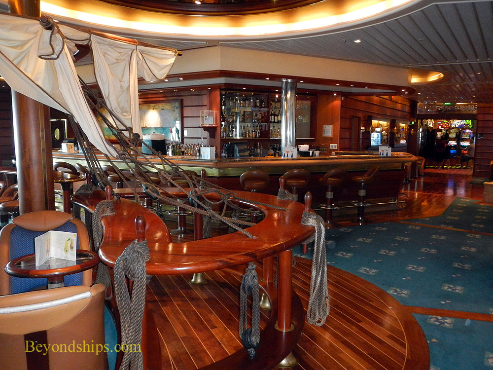 Cruise ship Adventure of the Seas bars and lounges