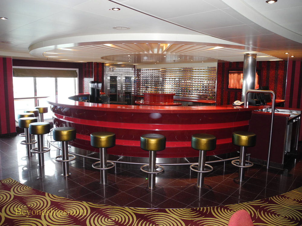 Cruise ship Carnival Sunshine, Limelight Lounge comedy club