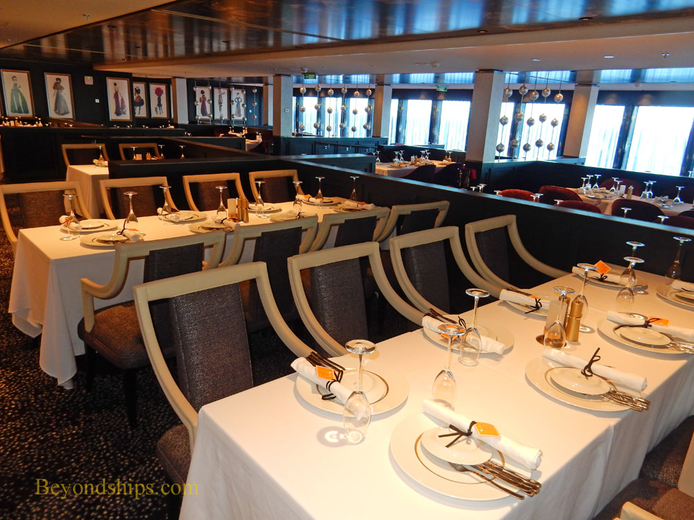 Cruise ship Norwegian Bliss specialty restaurant