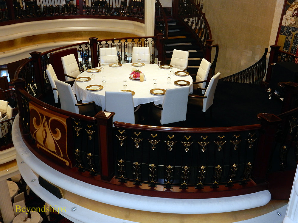Independence of the Seas cruise ship, Chef's Table