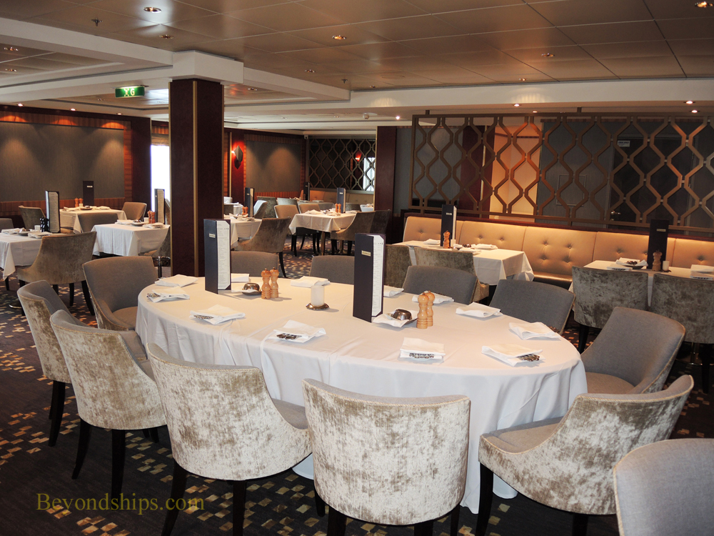 Magenta dining room, Norwegian Gem cruise ship