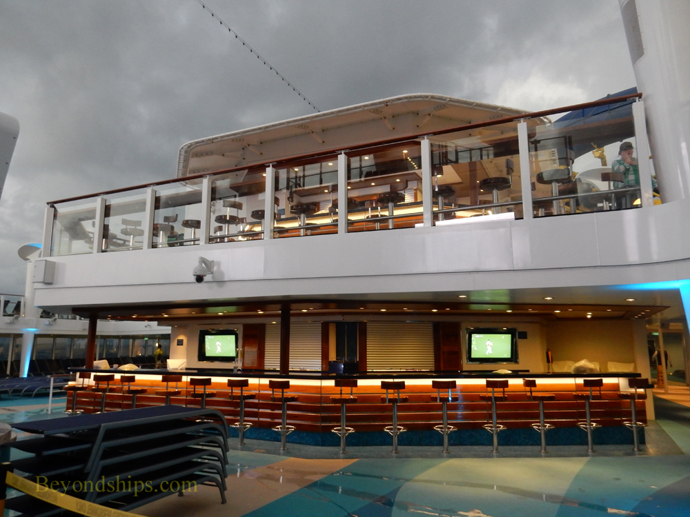 Norwegian Escape cruise ship, bars and lounges
