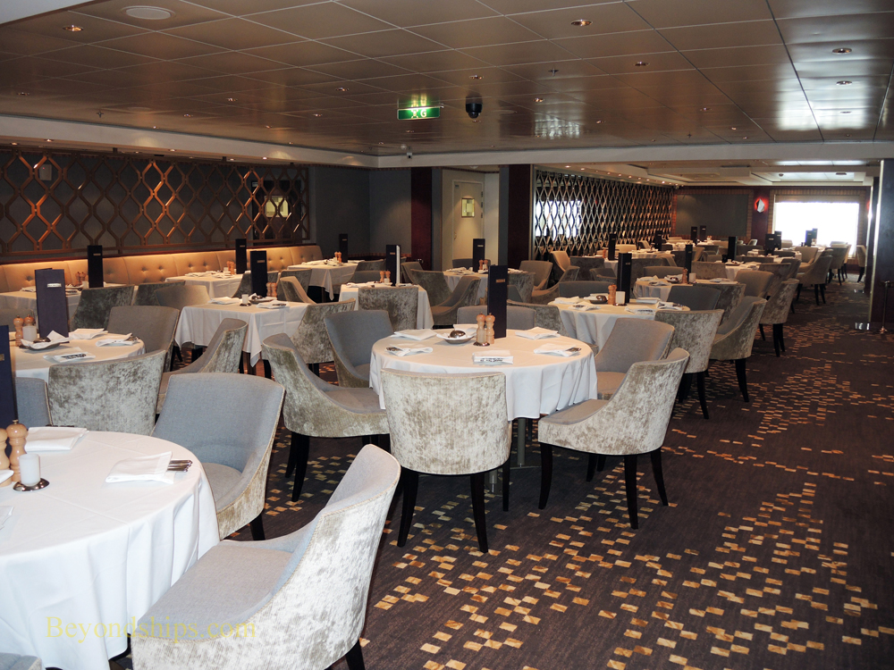 Magenta dining room, Norwegian Gem cruise ship
