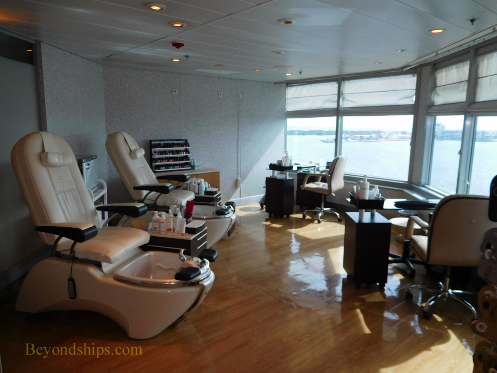 Cruise ship Celebrity Constellation salon