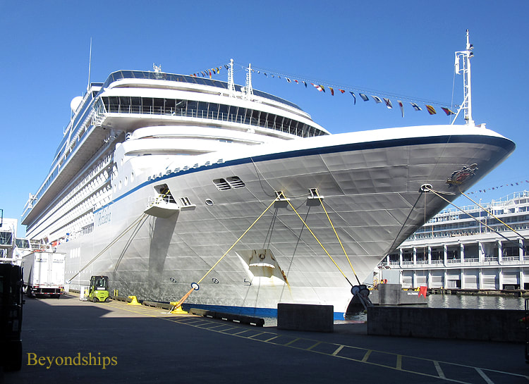 Cruise ship Riviera