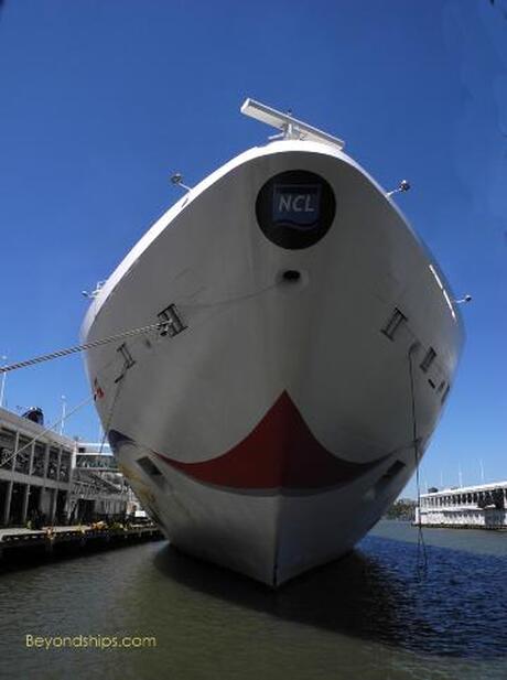Cruise ship Norwegian Star