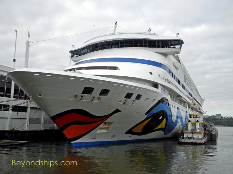 Cruise ship AIDAaura (kruzschiff